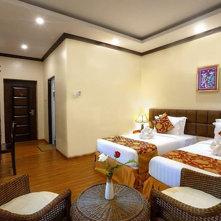 Virati Hotel Yangon Dış mekan fotoğraf