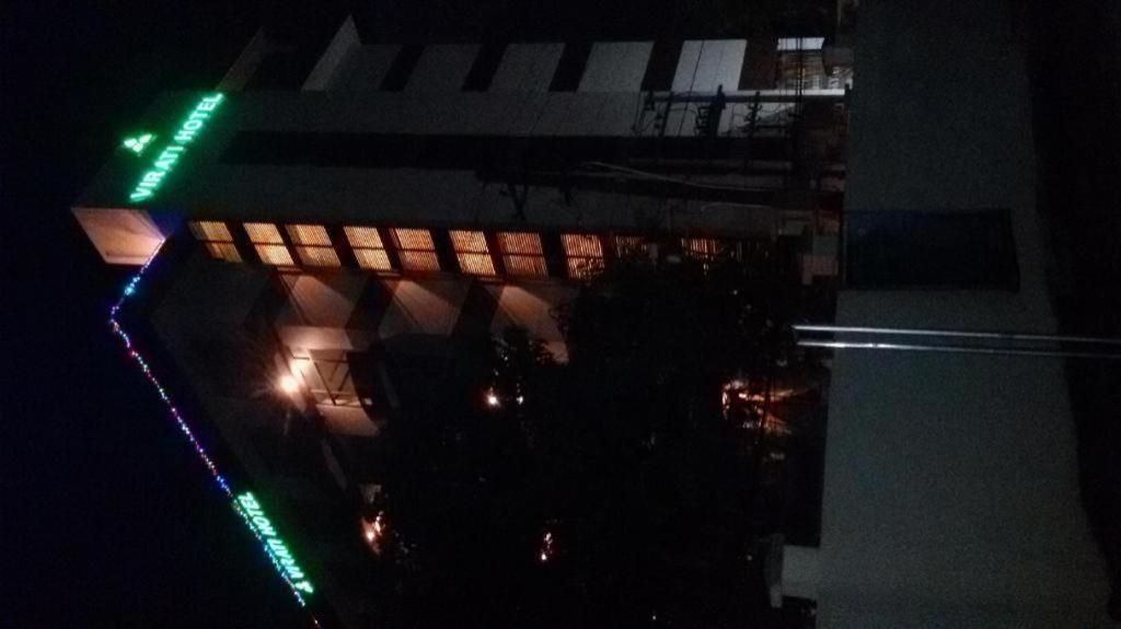 Virati Hotel Yangon Dış mekan fotoğraf