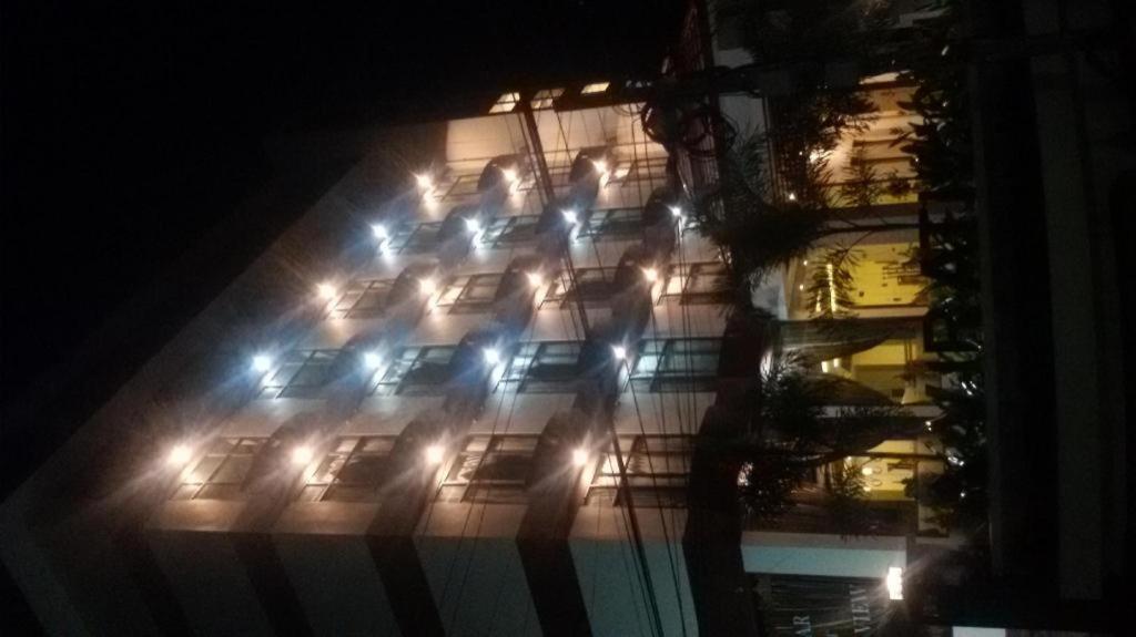 Virati Hotel Yangon Dış mekan fotoğraf