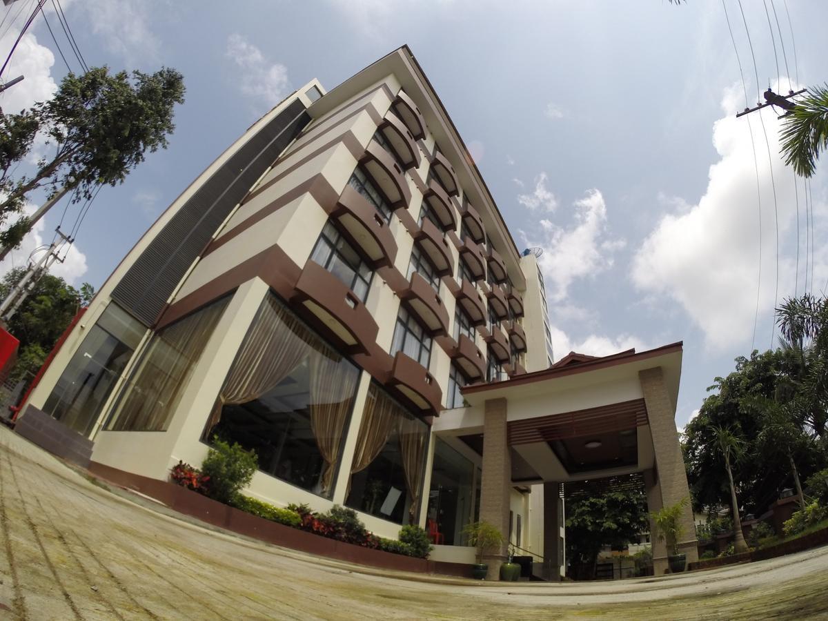 Virati Hotel Yangon Dış mekan fotoğraf