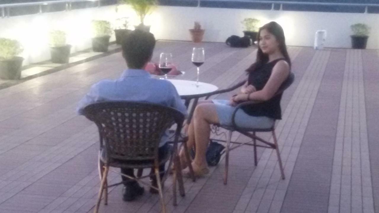 Virati Hotel Yangon Dış mekan fotoğraf